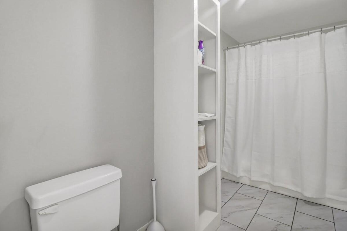 Appartement Eagle'S Landing Loft-Downtown Above Bull & Barrel à Statesboro Extérieur photo