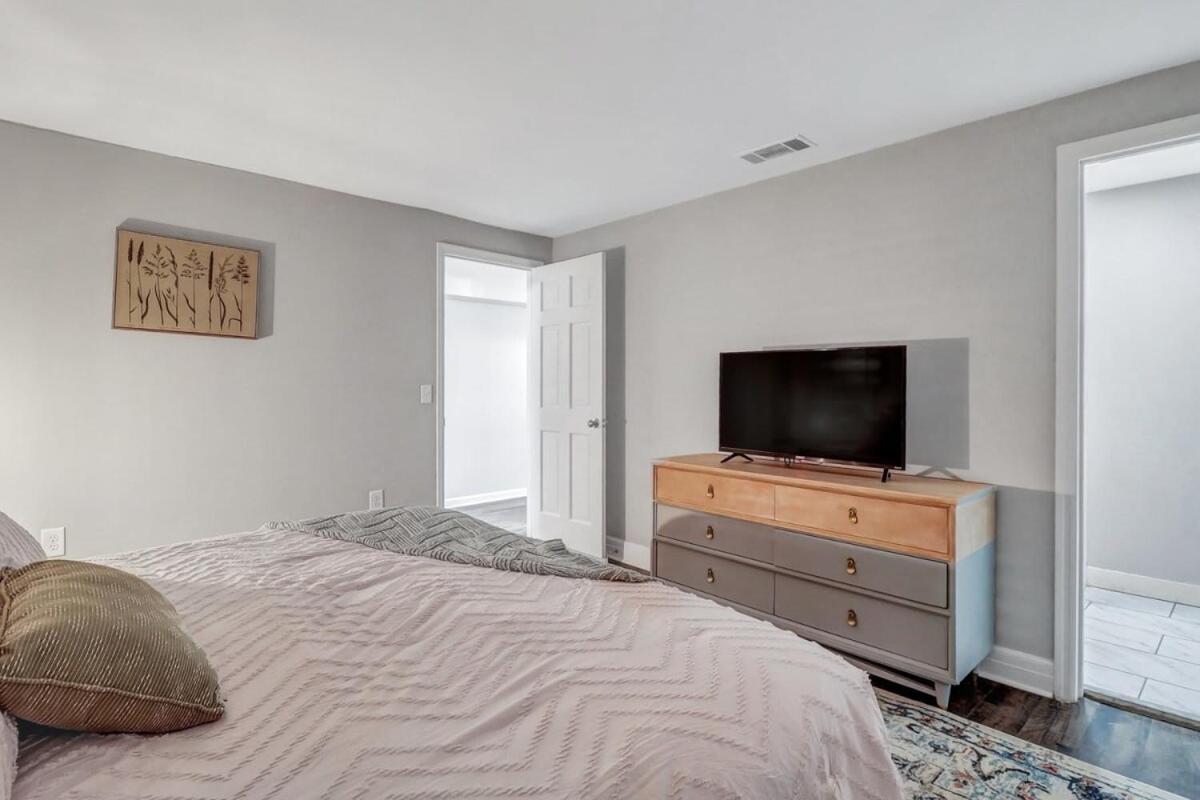 Appartement Eagle'S Landing Loft-Downtown Above Bull & Barrel à Statesboro Extérieur photo